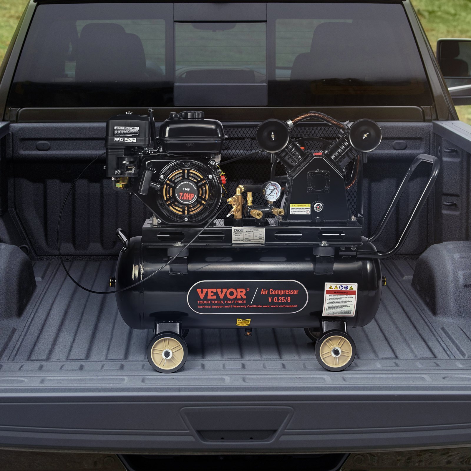 Compresor de aire a gas VEVOR con motor de 7,0 hp en la parte trasera de un camión.