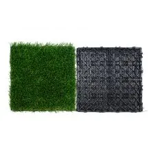 VEVOR - Juego de 18 baldosas de césped artificial entrelazadas de 30,5 x 30,5 cm, césped sintético autodrenante, alfombrilla decorativa para suelos, perfecta para entradas multiusos en interiores y exteriores, alfombrillas para perros