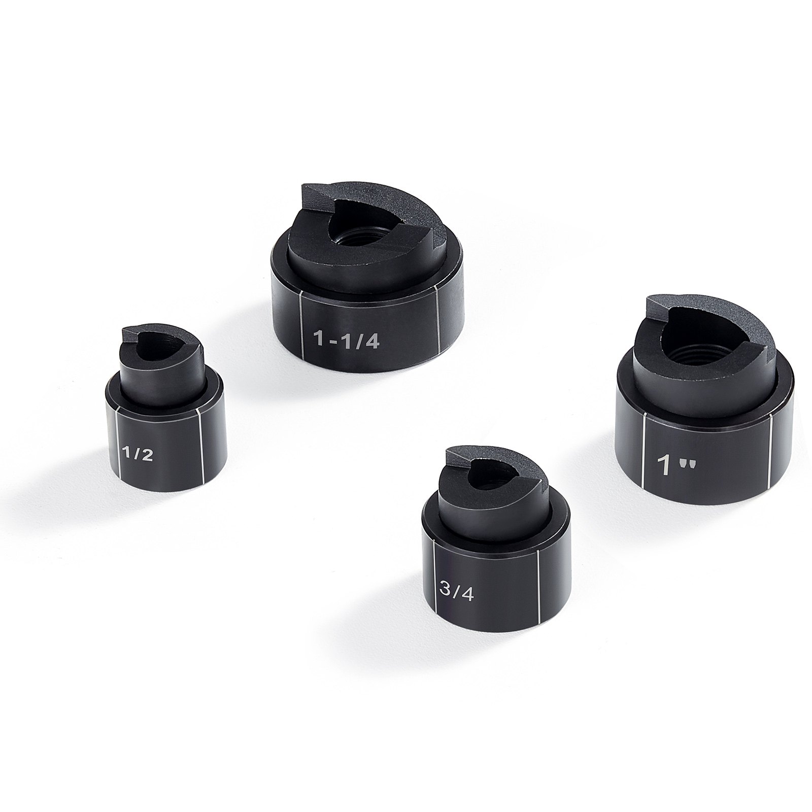 Kit de punzón hidráulico VEVOR en varios tamaños: punzones negros de 1-1/4, 1, 3/4 y 1/2 pulgada.