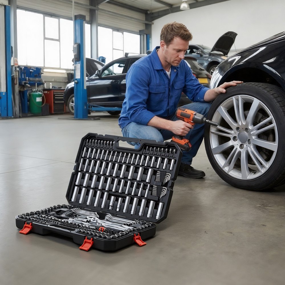 Juego de herramientas mecánicas VEVOR de 253 piezas con entrada de 1/4", 3/8" y 1/2", juego de dados SAE y métricos, llaves, puntas de destornillador, accesorios y estuche para reparación de automóviles.