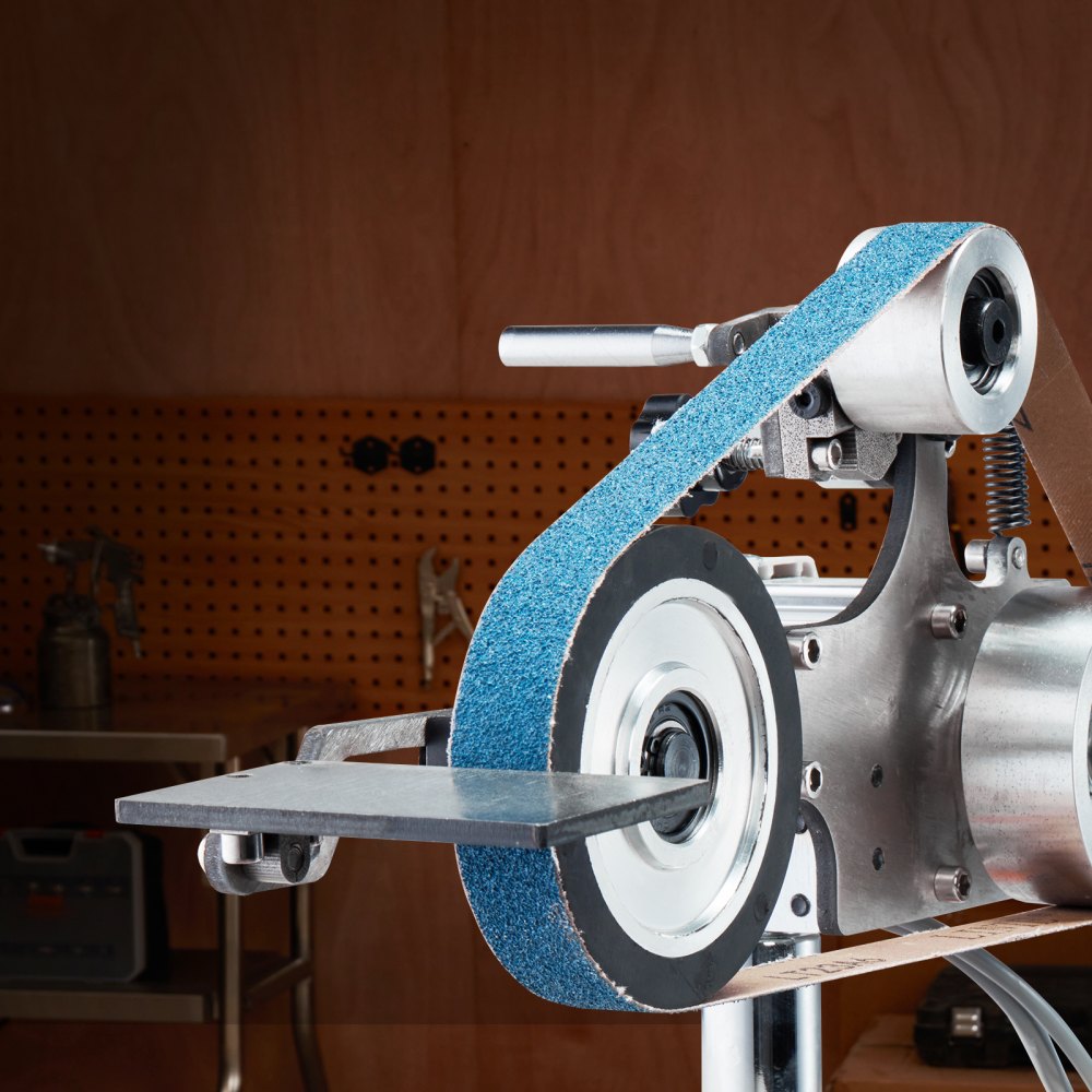 Lijadora de banda VEVOR, pulidora de banda de velocidad variable de 30 x 1 pulgada con VFD, pulidora de 550 W con 2 moldes de pulido y 3 bandas de lijado para metalurgia y fabricación de cuchillos.