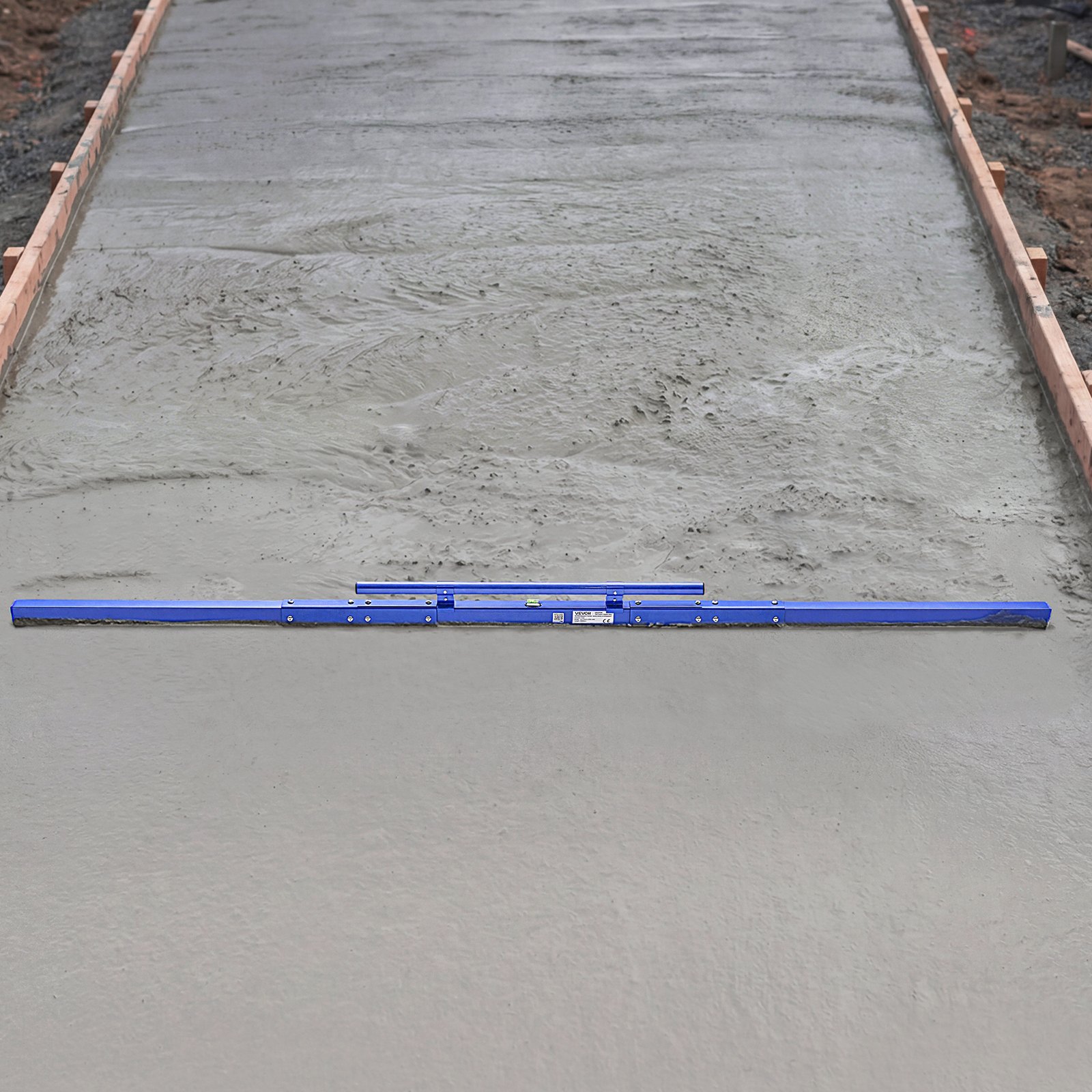 VEVOR Regla Niveladora para Hormigón 2430 mm de Aleación de Aluminio, Herramienta de Nivelación, Llana Manual con Nivel de Burbuja, Asa Integrada, Diseño Ligero para Patios, Aceras, Garajes y Losas