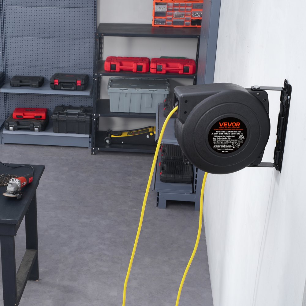 Carrete de cable de extensión retráctil VEVOR, 15 m, resistente, 14 AWG/3C SJTOW, con toma de corriente triple iluminada, disyuntor de 13 A, soporte giratorio de 180° para montaje en techo o pared.