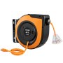 Carrete de cable de extensión retráctil VEVOR, 65 pies, carcasa naranja y negra con salida de enchufe triple.