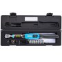 Llave dinamométrica digital VEVOR en estuche negro con múltiples accesorios de herramientas.