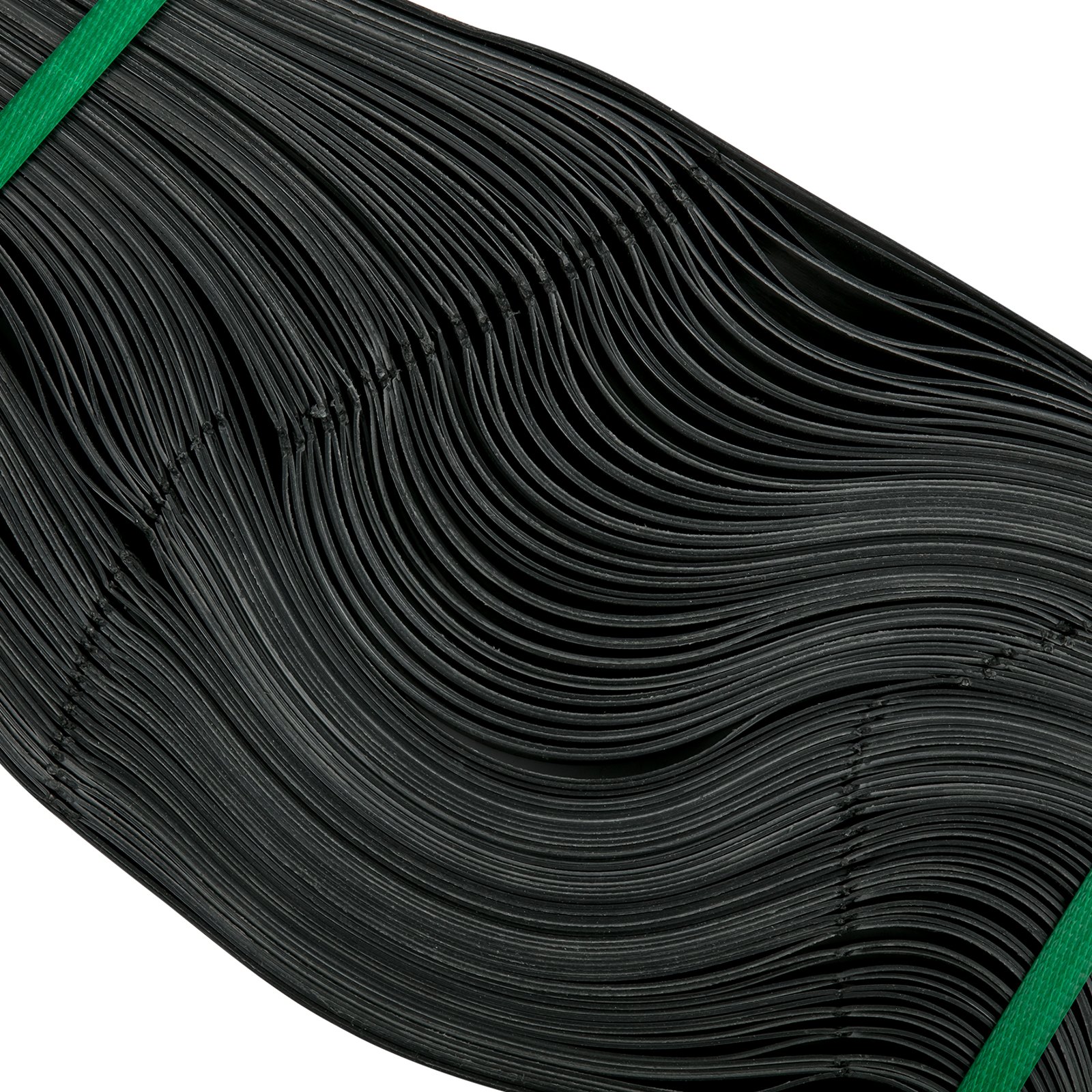 Tiras de plástico negras curvadas unidas por bridas verdes VEVOR rejilla de tierra.