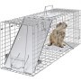 VEVOR Trampa para jaula de animales vivos, 31 x 10 x 12 pulgadas, trampa humana para gatos de hierro galvanizado, trampa plegable para animales con mango para conejos, gatos callejeros, ardillas, mapaches, marmotas y zarigüeyas