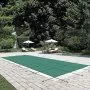 Cubierta de seguridad para piscina VEVOR, compatible con piscinas rectangulares enterradas de 4,8 x 12 m, con orificios de drenaje, de malla, para invierno, color verde