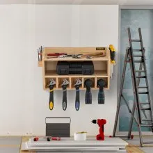 VEVOR Organizador de herramientas eléctricas, soporte para taladro de montaje en pared, 5 ranuras para colgar taladro, estación de carga de taladro, almacenamiento de taladro inalámbrico de 2 estantes, caja de herramientas de madera pulida para sierra, llave de impacto, taladro destornillador