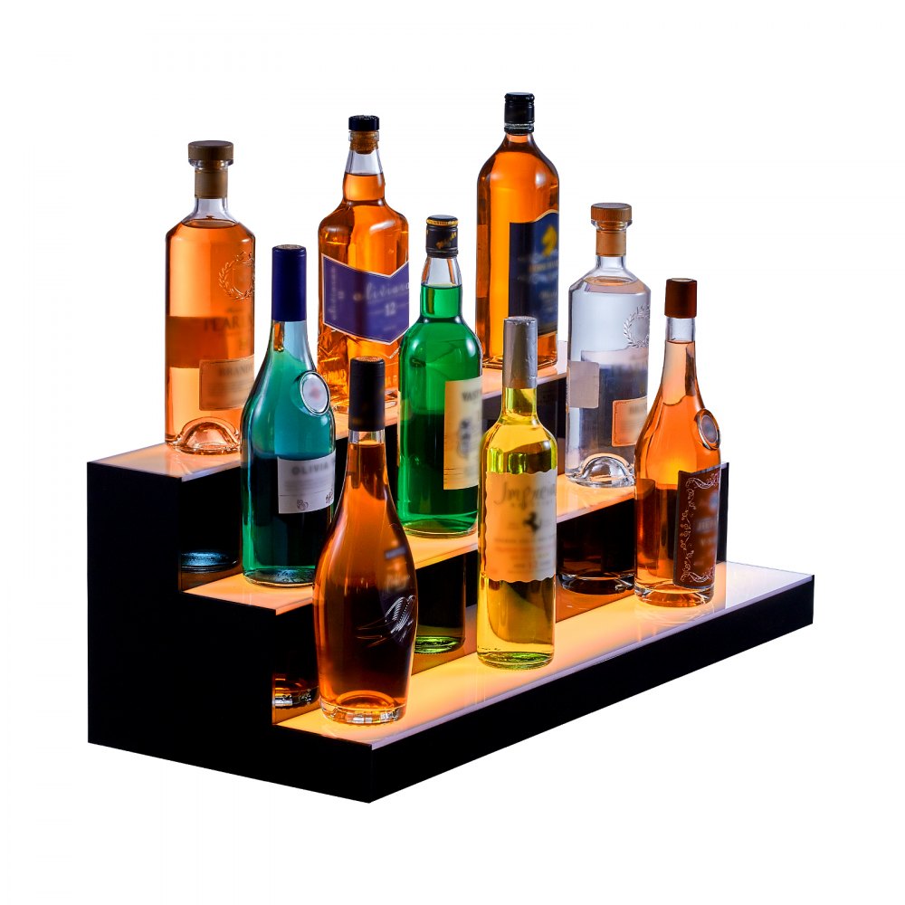 Botellas de licor variadas exhibidas en un estante de barra de tres niveles con luz LED VEVOR azul.
