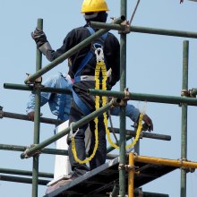 VEVOR veiligheidslijn 1,83m valbeveiliging 38mm 2 haken gele veiligheidsgordel