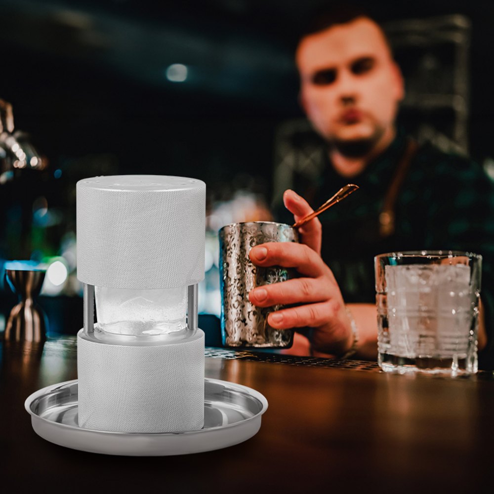 VEVOR ijsblokjesmachine ijsblokjesvormenset 60 mm, ijsblokjesvorm ijsbalvorm met ijstang en lekbak, duurzame aluminium ijsblokjesvormen ijsblokjescontainer whisky americano, sap & melk zilver