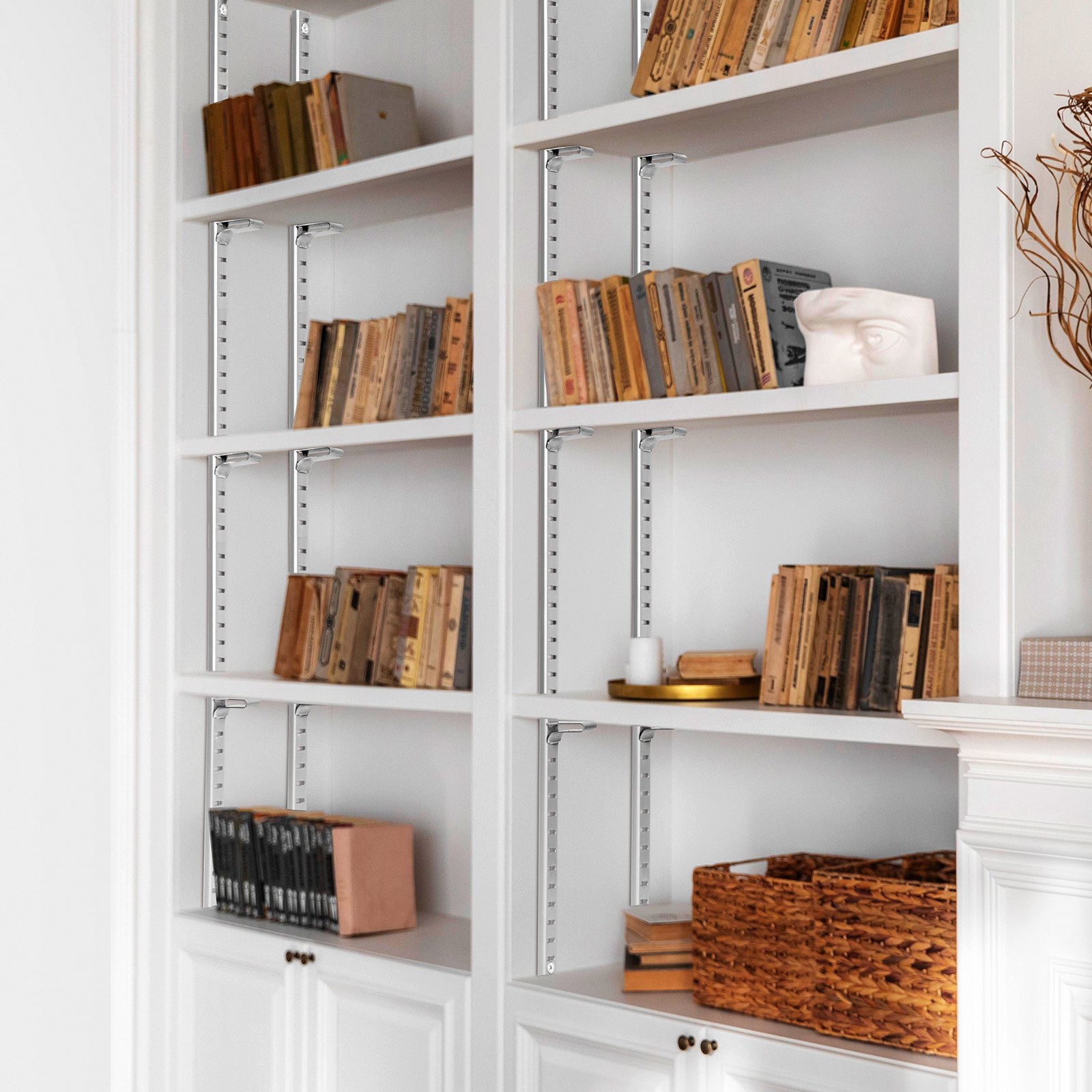 VEVOR Plankdragers, 40 stuks, Pilaster Plankdragers van staal ter ondersteuning van metalen, houten en glazen planken, geschikt voor kasten, boekenplanken, schoenenrekken, zilver