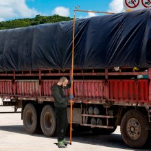 VEVOR Laadhoogtemeetstok, 15 voet stevige glasvezel vrachtwagenhoogtemeetstok met verstelbare stang, niet-geleidende vrachtwagenhoogtemeetstok met draagtas, hoogtemeetstok voor vrachtwagens, autotransporters