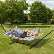 VEVOR Hammock for 2 Person Double Hammock with Curved Spreader Bar Removable Pillow and Portable Carry Bag Hammock for Outdoor Use Load Capacity 200 kg Gray and White Pattern