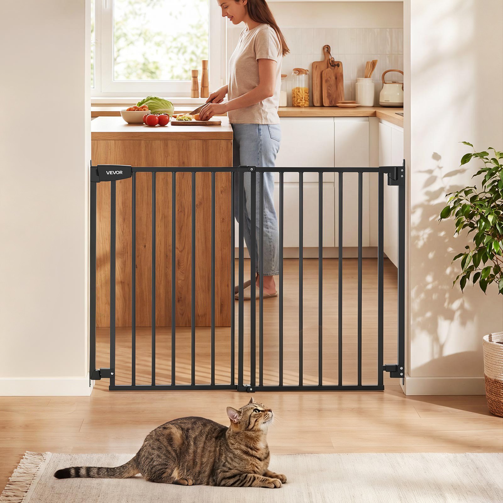 VEVOR Traphekje 720–1085 mm Verstelbare breedte, 920 mm Hoog Deurhekje, Kinderveiligheidshekje met Boorset (zonder grondstang), Kinderveiligheidshekje voor trappen, deuropeningen en woonruimtes, Zwart