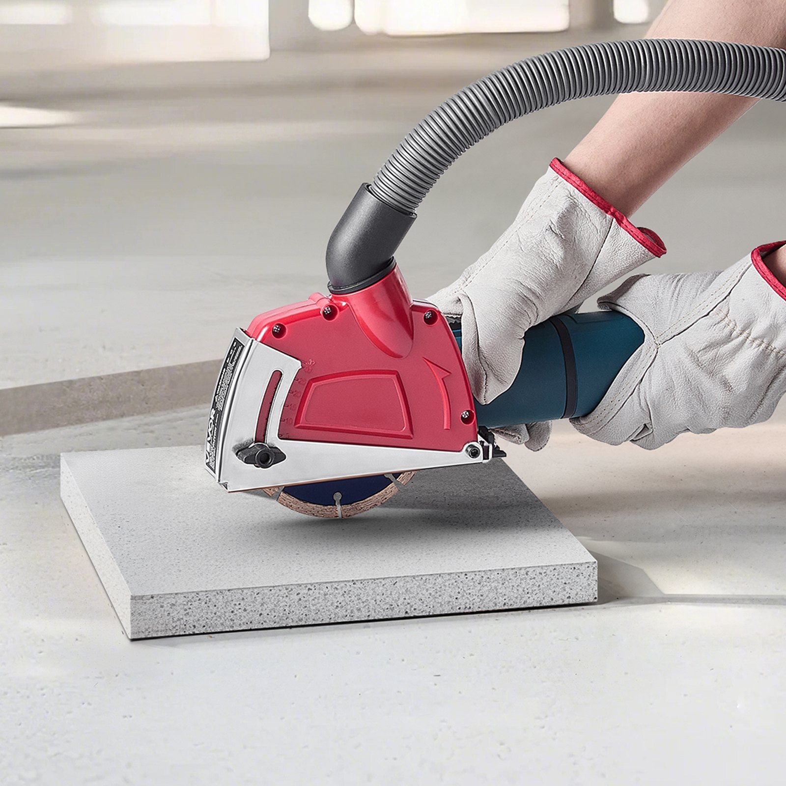 VEVOR Haakse Slijpmachine Afzuigkap, Geschikt voor 100-125 mm, Stofkap met 6 Klemschijven, Verstelbare Snijdiepte, Aansluiting voor Stofzuiger, Voor Hout, Beton, Muur, Steen, Rood