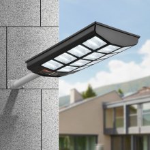 VEVOR 1200W LED-straatverlichting op zonne-energie 1900lm straatverlichting met ultraheldere OSRAM LED-kralen op zonne-energie afstandsbediening met traploze aanpassing spotlight IP66 zonne-lamp voor tuin parkeergarage