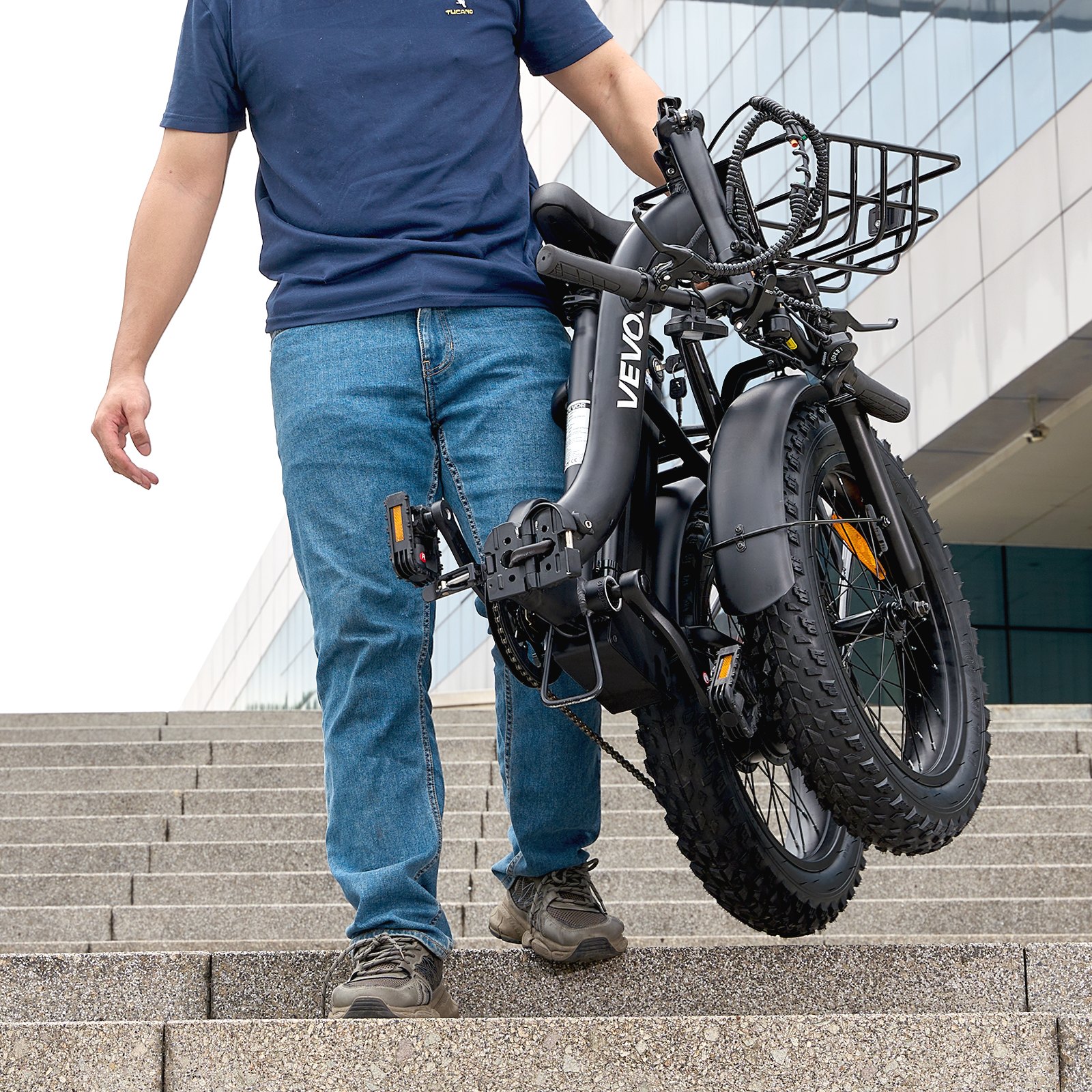 VEVOR 250W elektrische fiets voor volwassenen met grote, verwijderbare 25Ah accu, borstelloze 36V motor met een topsnelheid van 25 km/u, een maximale actieradius van 70 km, luchtbanden en 7 versnellingen.