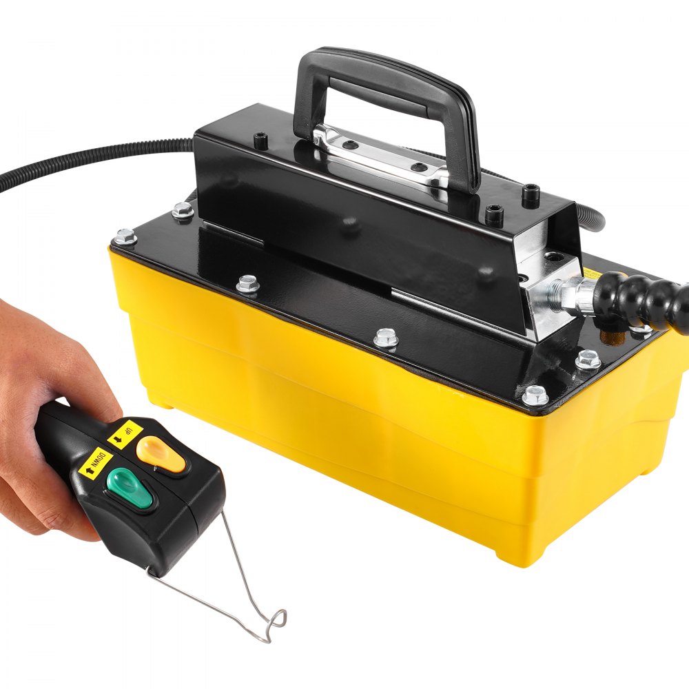 VEVOR 689 bar(10,000PSI) Air Hydraulic Pump, 2.3 L(0.61 Gal) Reservoir, NPT 9.5mm(3/8 In) Oil Outlet, NPT 6.4mm(1/4 In) Inlet, Plastic Air Hydraulic Pump with Remote Control Actuator, for Automobile Frame Machine & Hydraulic Press