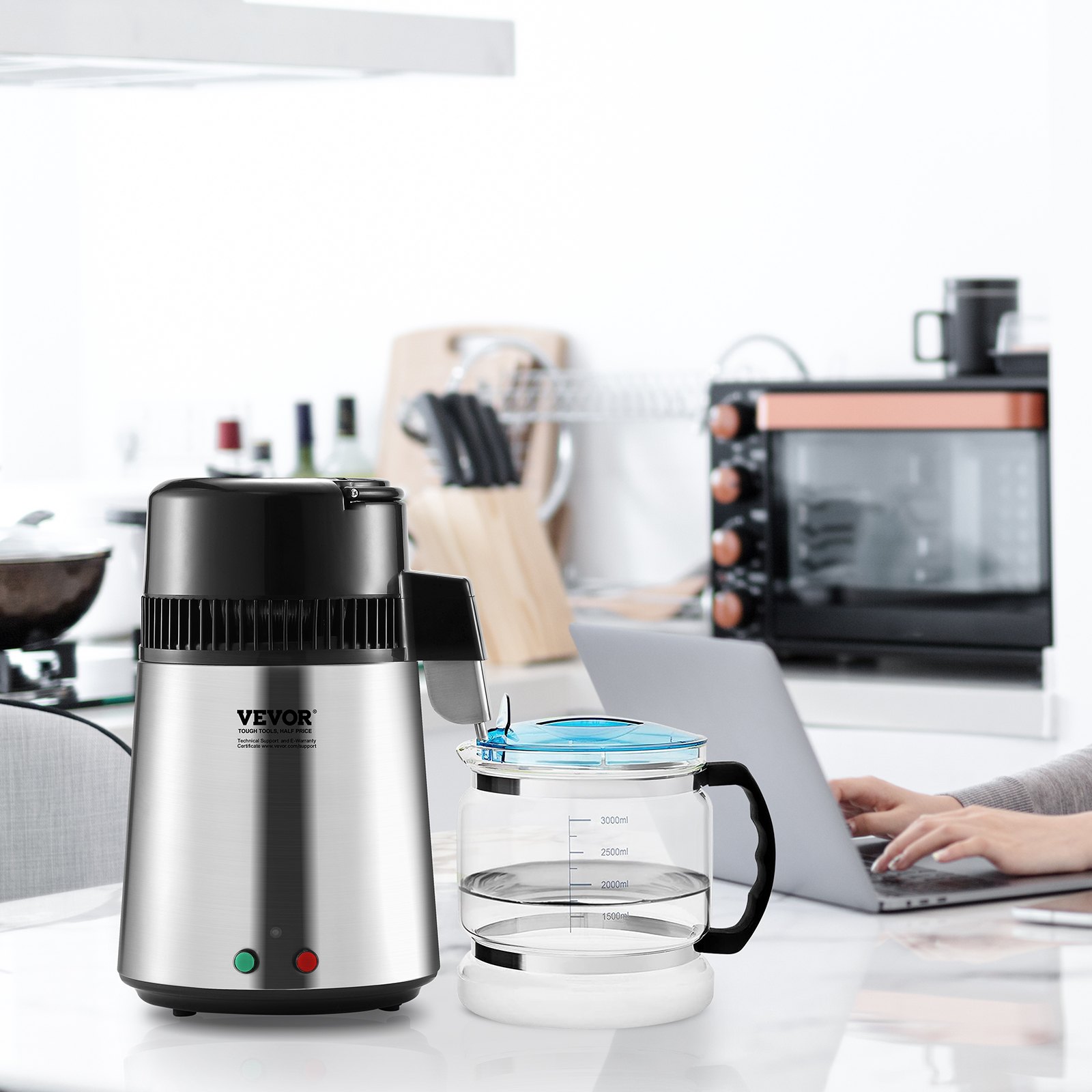 Destylator wody VEVOR, filtr czyszczący do wody oczyszczonej o pojemności 4 l, urządzenie do produkcji wody destylowanej o mocy 750 W, wnętrze ze stali nierdzewnej, destylator wody do użytku domowego w kolorze srebrnym, wydajność 1 l wody na godzinę.