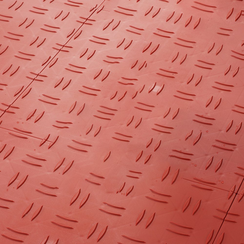 VEVOR Garage Floor Fittings, 305 x 305 x 13.4 mm, 25-piece set, industrial flooring, non-slip double-sided textured garage flooring, for garages, basements, repair shops, red
