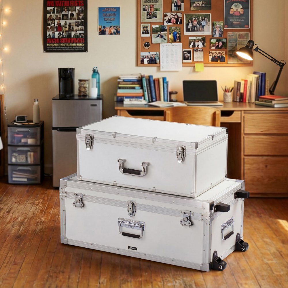 VEVOR Metal Storage Trunk, Set of 2, Wooden Suitcase Storage Boxes with Padlocks, Large Trunk Includes Casters and 3 Metal Handles, Decorative Store Chest with Lids for Travel, Apartment, Dorm, White