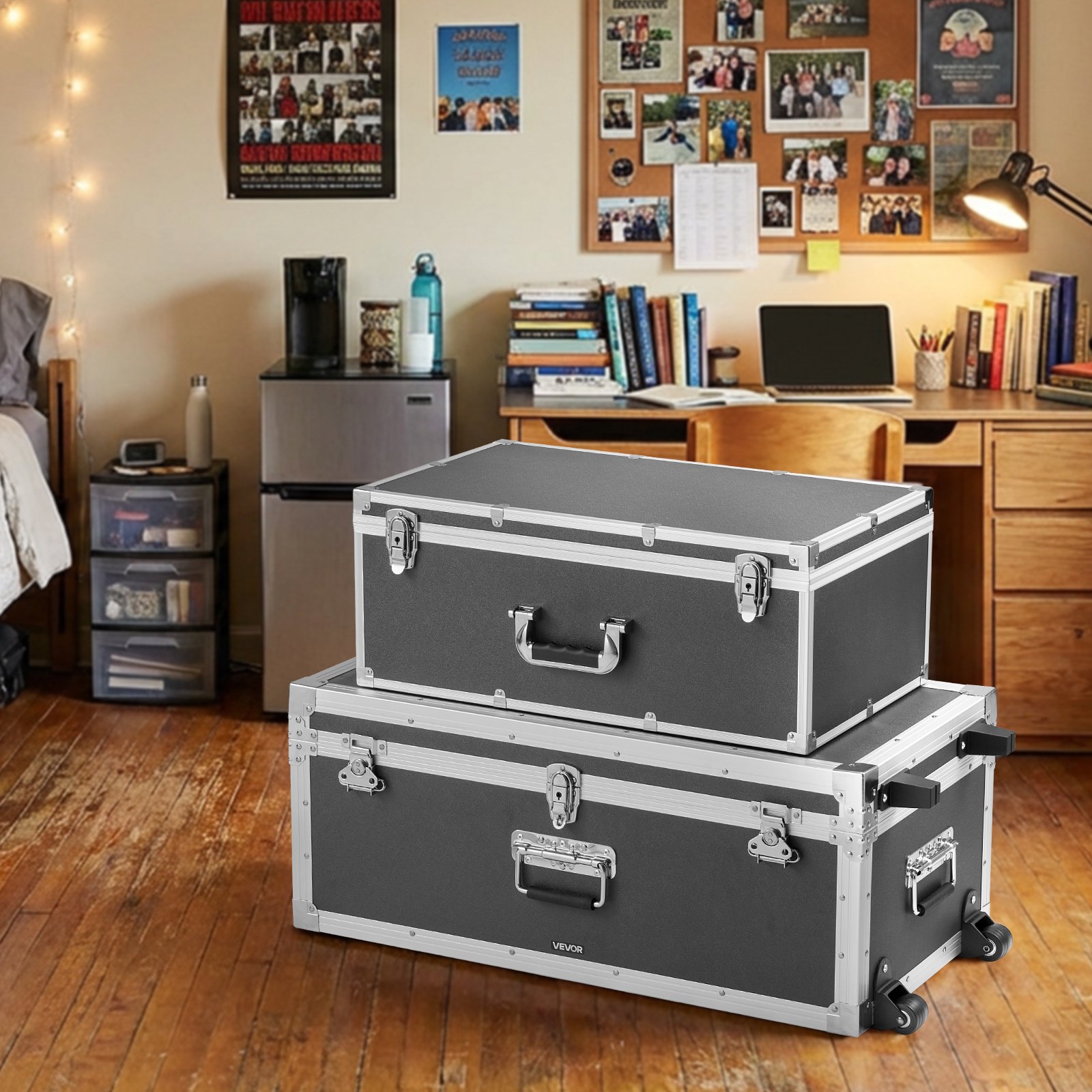 VEVOR Metal Storage Trunk, Set of 2, Wooden Suitcase Storage Boxes with Padlocks, Large Trunk Includes Casters and 3 Metal Handles, Decorative Store Chest with Lids for Travel, Apartment, Dorm, Gray