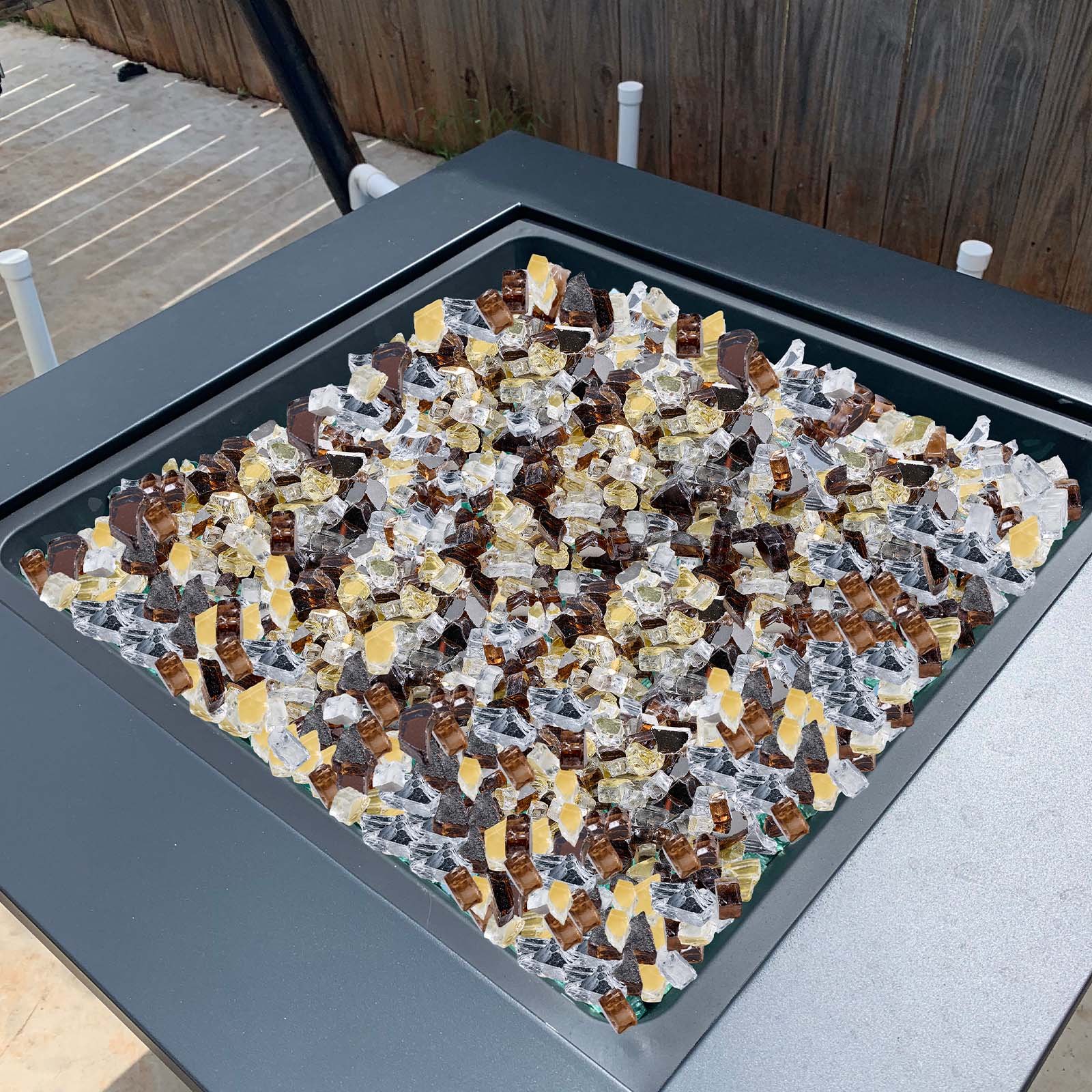 Szkło ognioodporne VEVOR, 4,5 kg, kamienie szklane, odblaskowe koraliki szklane do palenisk o średnicy 12,7 mm, kamienie szklane do palenisk, szkło kominkowe, kryształ ogniowy, koraliki ogniowe, do kominków gazowych, złoty, przezroczysty, kolor miedziany