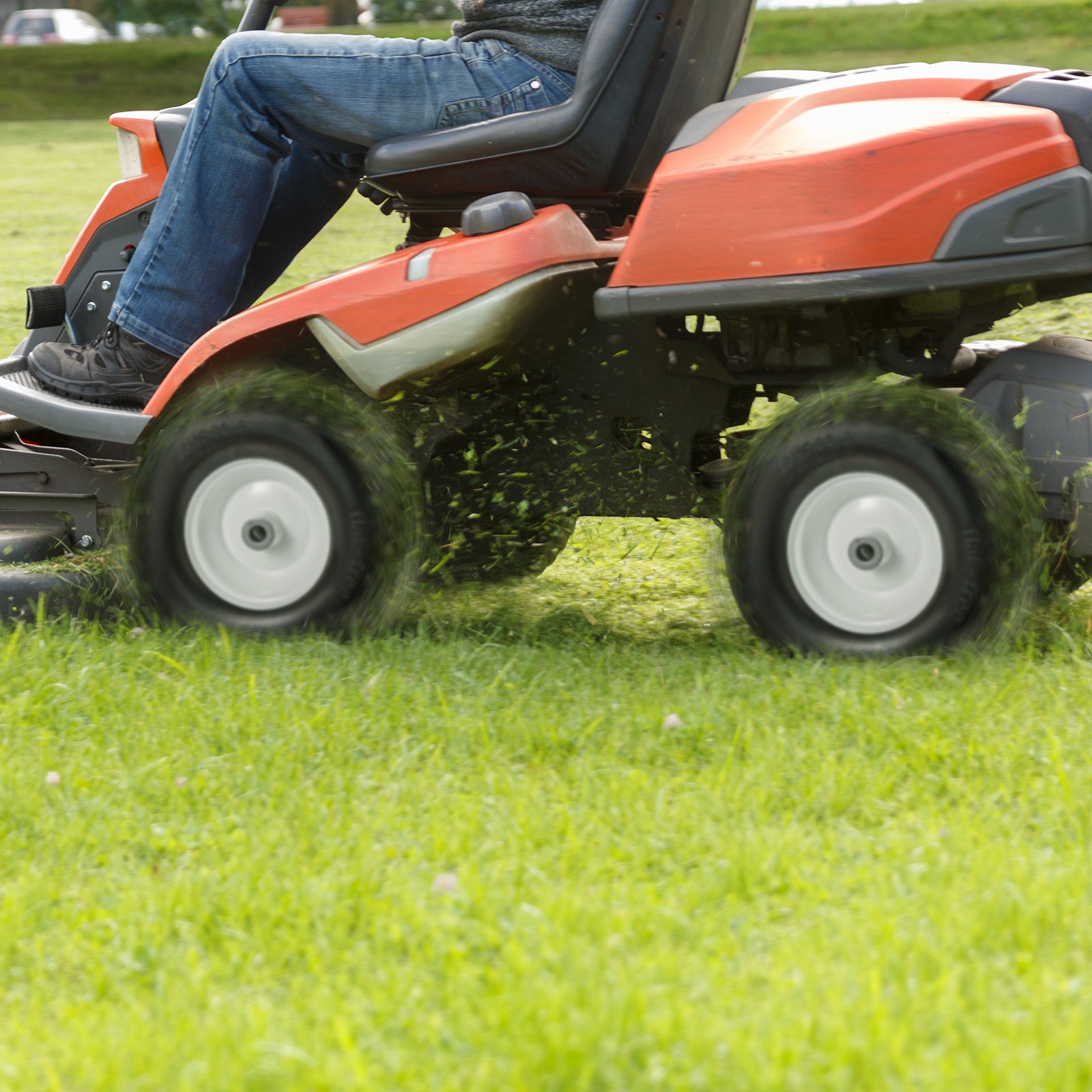 Opony do kosiarki VEVOR, opony bezdętkowe do traktorów 330 x 127–152 mm, zestaw 2 opon i kół, opony poliuretanowe odporne na przebicie, piasta centralna 3,25–5,9 cala, rozmiar nasadki 3/4 cala, adapter 20-częściowy