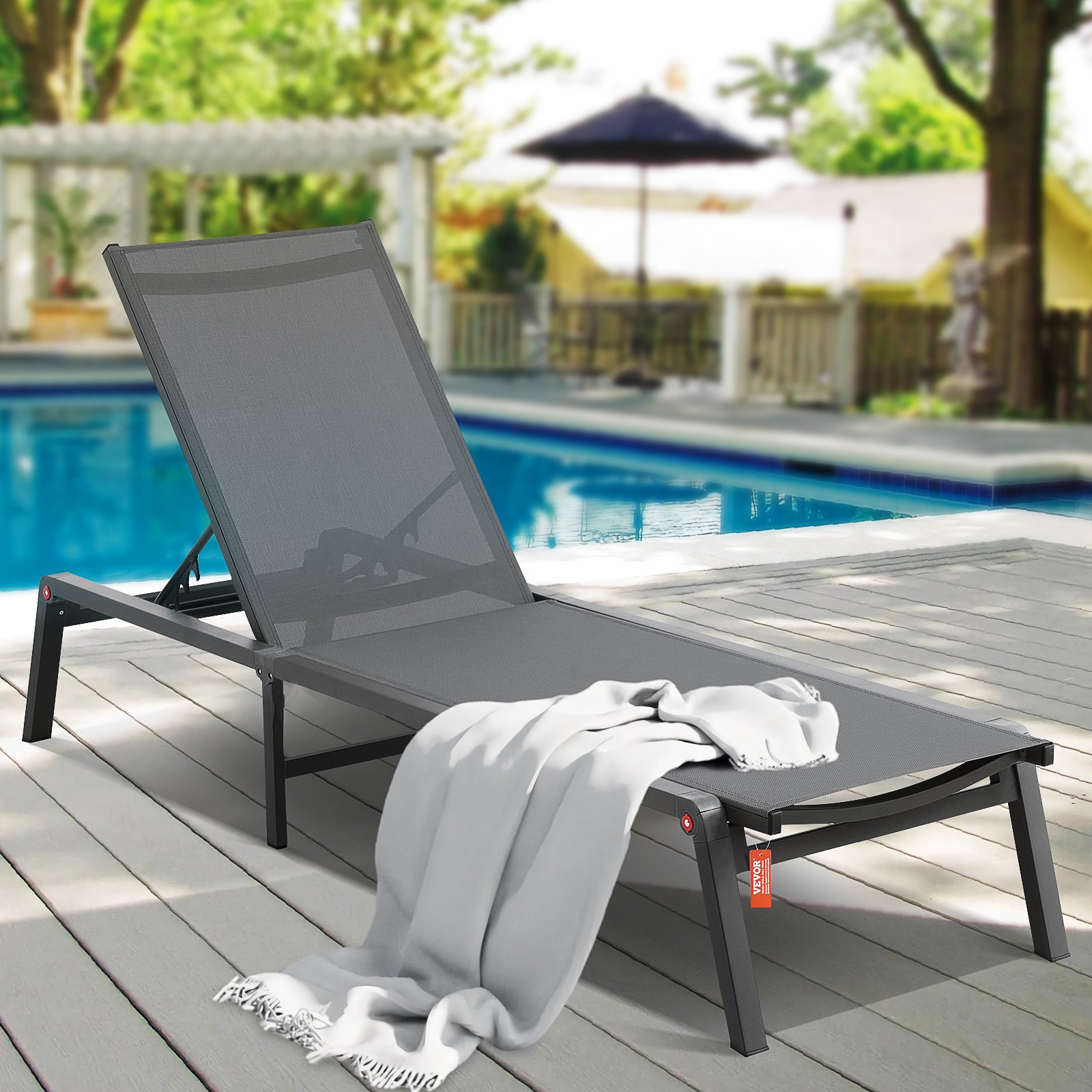 VEVOR Outdoor Chaise Lounge Chair, Aluminum Patio Lounger with 5 Adjustable Positions, Foldable Pool Lounger, Sunbed and Fully Flat Sun Chair for Patio, Beach, Pool, Dark Grey