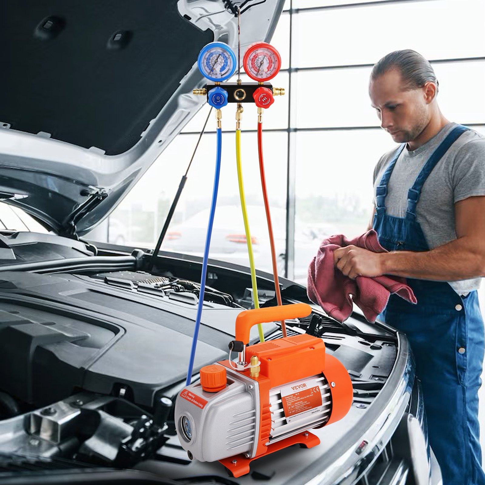 Pompa próżniowa VEVOR 100 l/min, jednostopniowa, 220 V/50 Hz, 1440 obr./min, 800–4000 PSI (55–276 barów), pojemność oleju 250 ml, zestaw manometrów do kolektora próżniowego do klimatyzacji i samochodowych układów chłodzenia