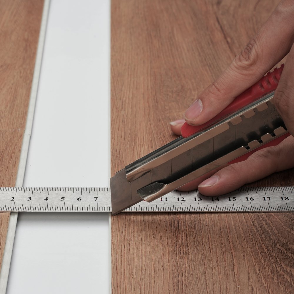 VEVOR Flooring, płytki podłogowe winylowe 1220 x 185 mm, 10 sztuk, grubość 5,5 mm, łączone, kolor drewna ciemnobrązowego, podłoga DIY do kuchni, jadalni, sypialni i łazienki