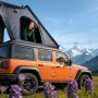 VEVOR Twardy namiot dachowy dla 2-3 osób, aluminiowy namiot kempingowy z trójkolorowym oświetleniem LED i 1 oknem, wodoodporny i wiatroodporny, do pickupów Jeep SUV, 256 x 222 x 152 cm (rozłożony)