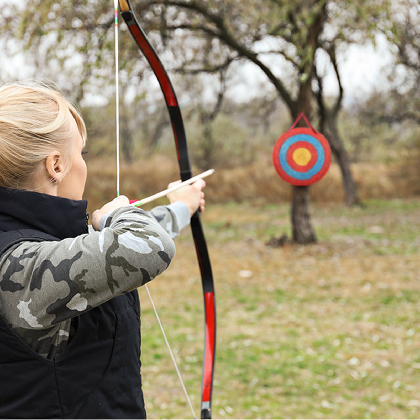 Tarcza łucznicza VEVOR 508 mm, ręcznie robiona tarcza słomiana do łuków klasycznych, bloczkowych i długich, zawieszana tarcza do strzał z łuku tradycyjnego dla młodzieży i dorosłych