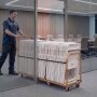 Wózek na 50 składanych krzeseł VEVOR, pionowy stojak na krzesła składane, 226,8 kg, wózek na krzesła do przechowywania i transportu na imprezy, stal węglowa, blokowane koła obrotowe, z uchwytem, ​​kolor złotobrązowy