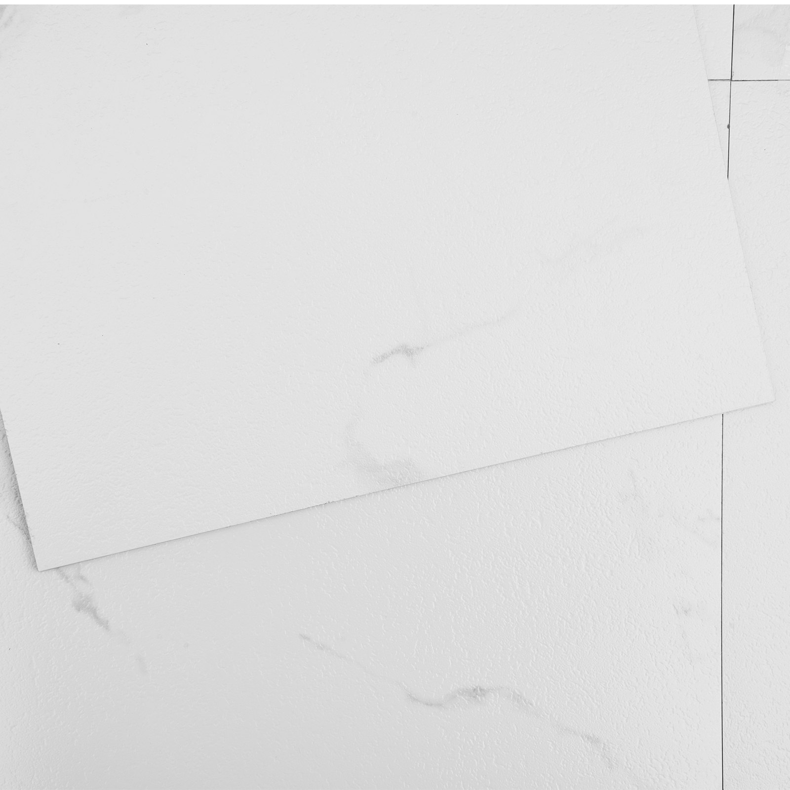VEVOR Self-Adhesive Vinyl Floor Tiles, 30.5 x 30.5 cm, 50 Pieces, 1.5 mm Thick, Peel and Stick, White Marble Texture, DIY Flooring for Kitchen, Dining Room, Bedroom and Bathroom