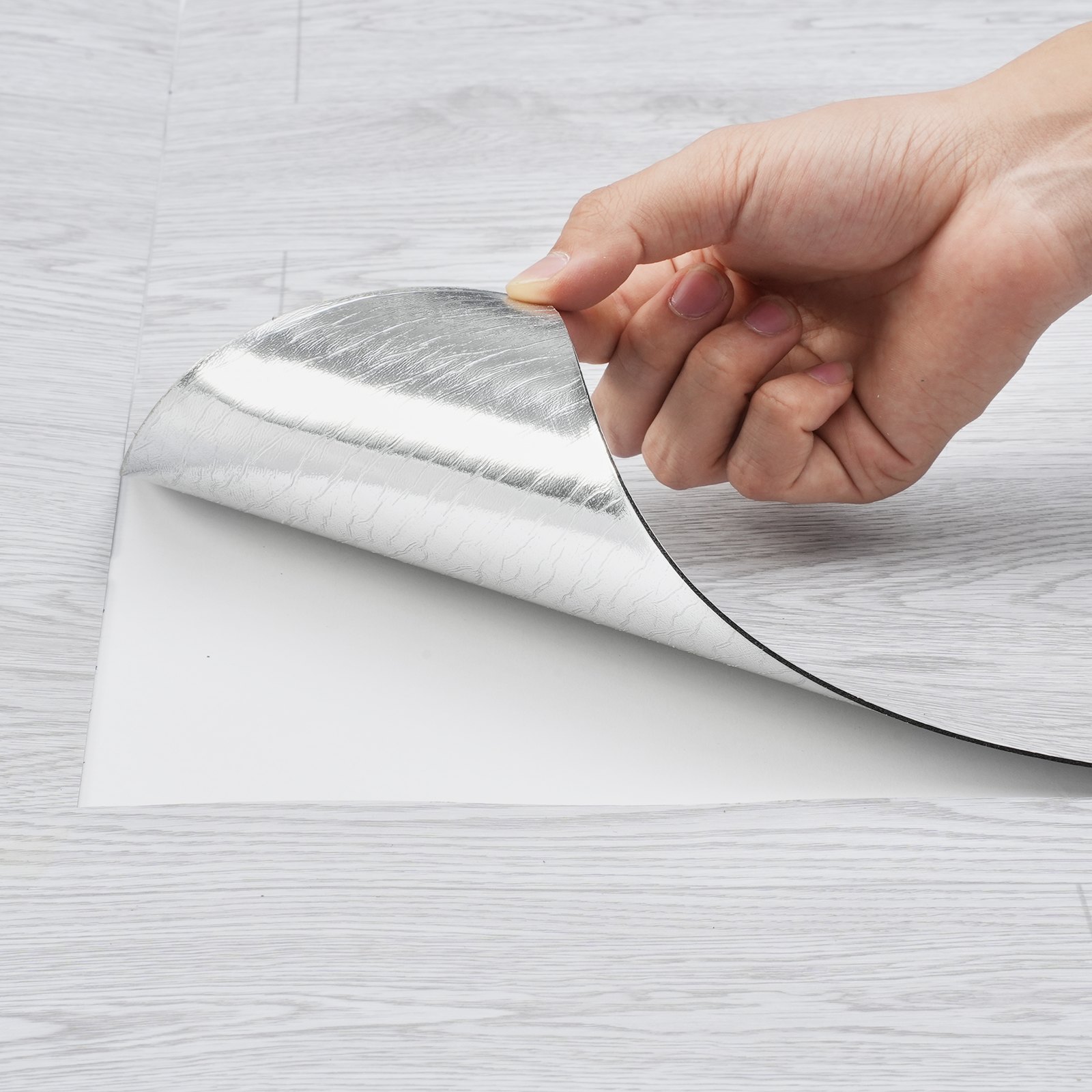 Płytki podłogowe winylowe samoprzylepne VEVOR, 990 x 60 cm, grubość 1,5 mm, odklejane i przyklejane, jasnoszary wzór drewna, podłoga DIY do kuchni, jadalni, sypialni i łazienki