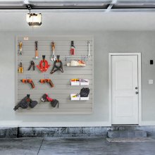 Panely Slatwall VEVOR, 4 stopy x 1 stopa šedé garážové nástěnné panely 12"V x 48"L (sada 4 panelů), těžká garážová stěna s organizérovými panely pro maloobchod, garážovou stěnu a organizaci řemeslných skladů