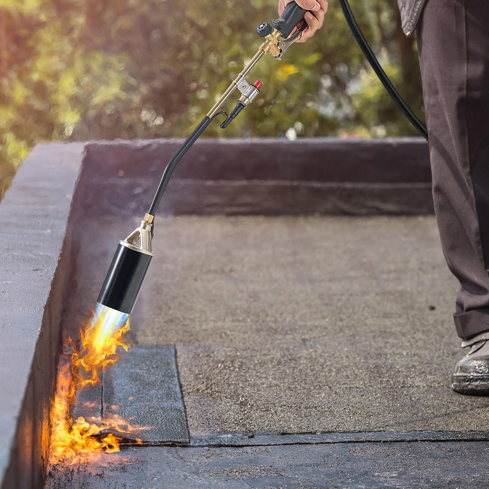 VEVOR Propane Torch Weed Burner, High Output 1,800,000 BTU with 3 m Hose, Heavy Duty Blow Torch with Adjustable Flame & Turbo Trigger Push Button Auto Igniter, Flamethrower for Garden Ice Snow Road