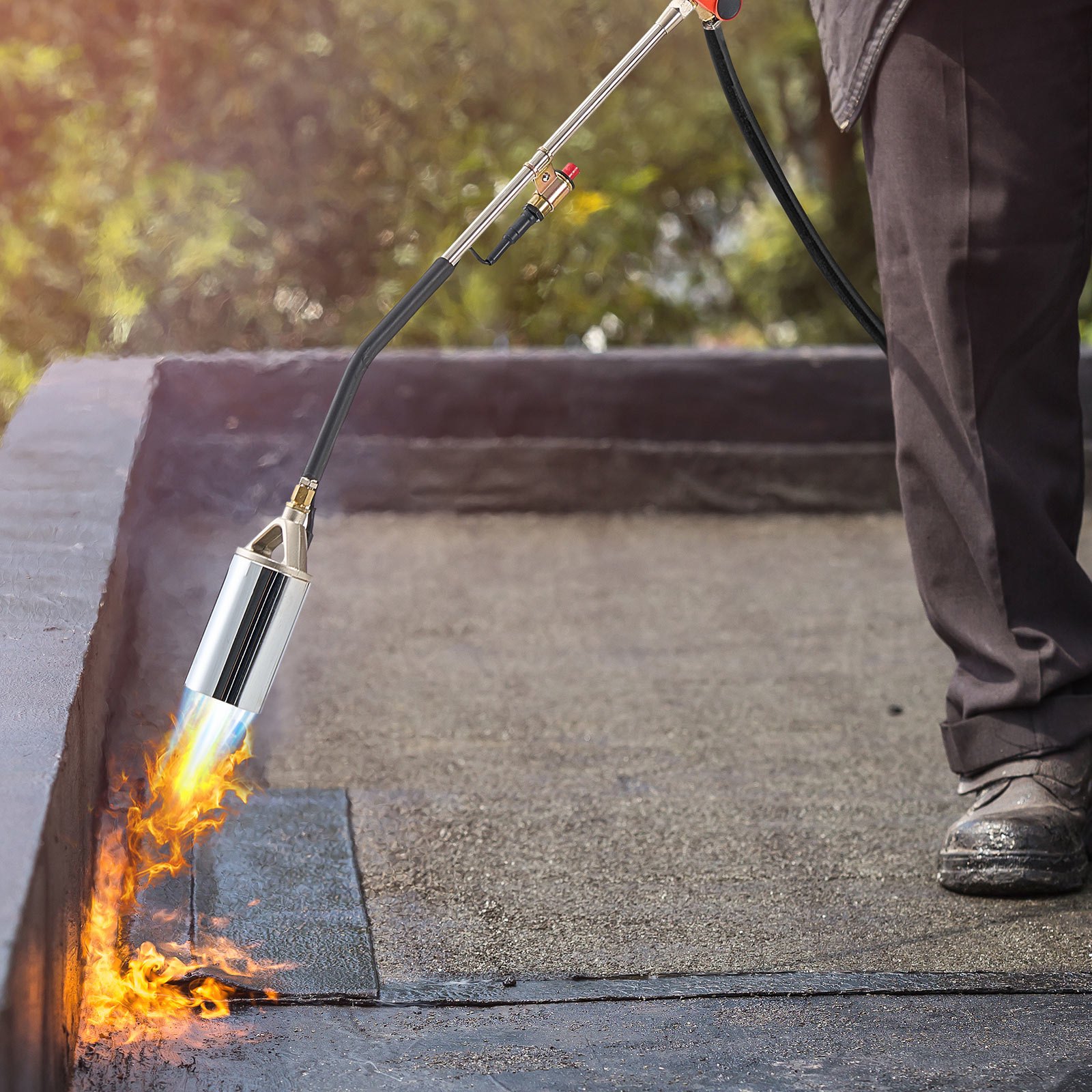 VEVOR Propane Torch Weed Burner, High Output 2,400,000 BTU with 3 m Hose, Heavy Duty Blow Torch with Adjustable Flame and Turbo Trigger Push Button Igniter, Flamethrower Kit for Garden Ice Snow Road