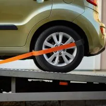 VEVOR Ratchet Tie Down Straps Kit, 2" x 120" Tire Straps, 5512 LBS Working Load, 11023 LBS Breaking Strength, Car Tie Down Straps with Snap Hooks for Passenger Car, Truck, Trailer, 4-Pack