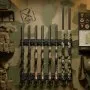 VEVOR Indoor Gun Rack, Heavy Duty Steel, Wall Mount Rifle and Shotgun Rack, 8 Slots for Long Guns, Gun Display Rifle Storage Holder with Screws, for Home Garage Office Retail Shop Hunting Cabin Wall