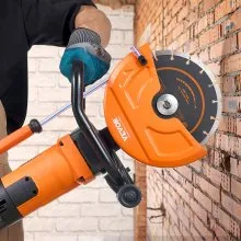 VEVOR Electric Concrete Saw, 9 in, 1800 W 15 A Motor Circular Saw Cutter with 3.5 in Cutting Depth, Wet/Dry Disk Saw Cutter Includes Water Line, Pump and Blade, for Stone, Brick