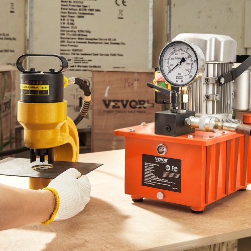VEVOR Electric Hydraulic Pump, 10000 PSI 750W 110V, 488 in³/8L Capacity, Single Acting Manual Valve, Electric Driven Hydraulic Pump Power Pack Unit with Lever Switch for Punching/Bending/Jack Machines