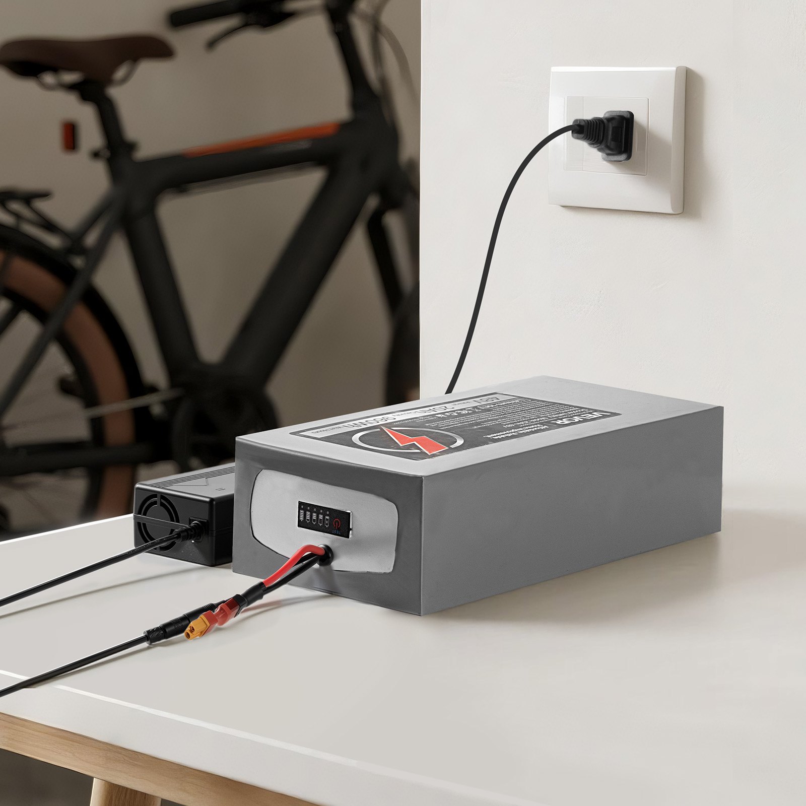 VEVOR 48V Electric Scooter Battery, 20Ah, Ebike Lithium Battery Pack with 30A BMS, Charger, T-Plug Expansion Cable, 500+ Cycles, Compatible with 4800W Motors, for Electric Bikes Bicycles, Scooters