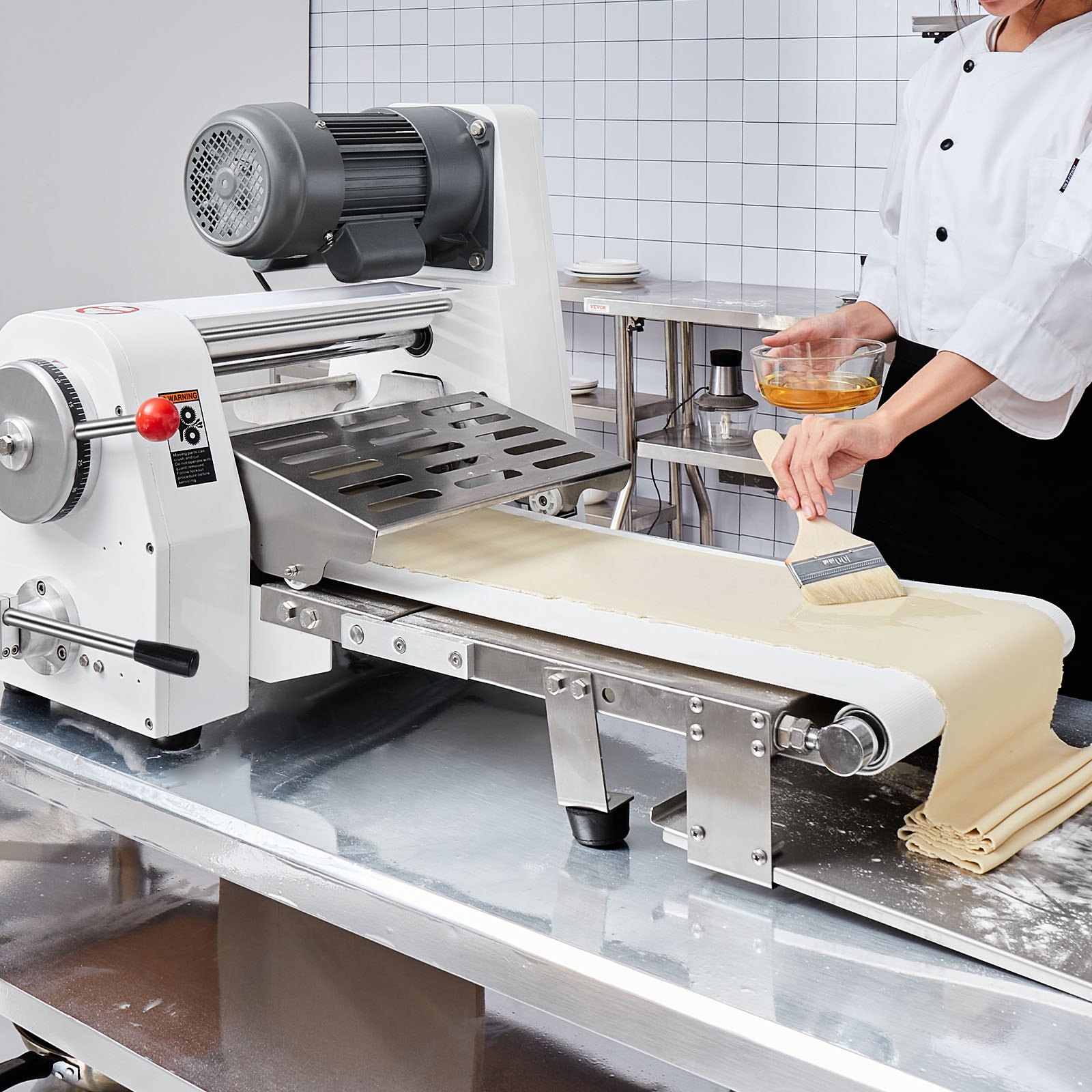 VEVOR Commercial Dough Sheeter Machine, 19.7-Inch Reversible Puff Pastry Sheeter and Fondant Roller, Electric Dough Roller 0-1.4" Adjustable Thickness, Folding Dough Sheeter for Bakeries, Pastries