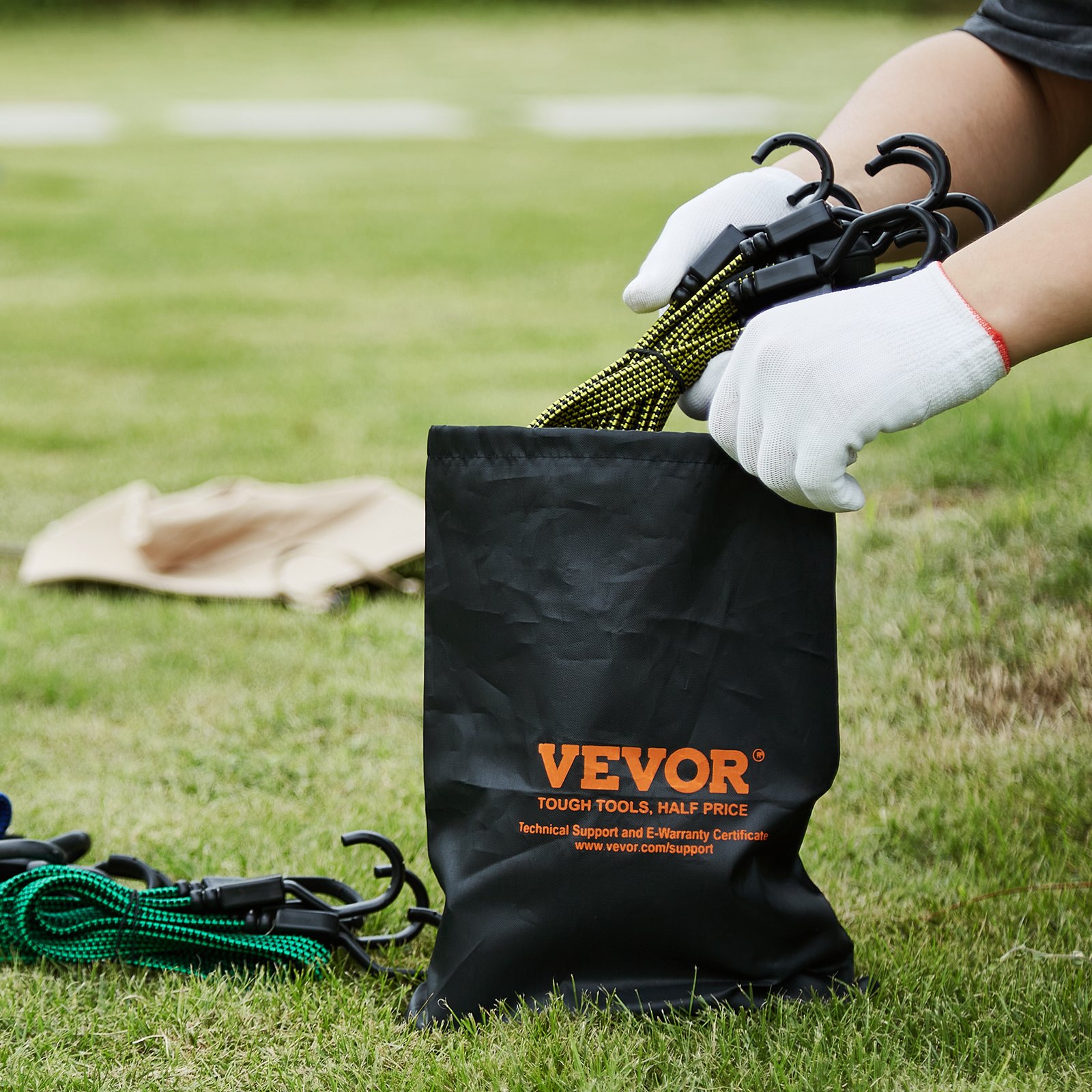 VEVOR 32 Piece Flat Bungee Cord Set, 17 mm Heavy Duty Bungee Straps with A3 Steel J-Hooks, Includes 10", 18", 24", 32", 40", Bungee Rope with Portable Storage Bag, 6 Clips & Canopy Ties