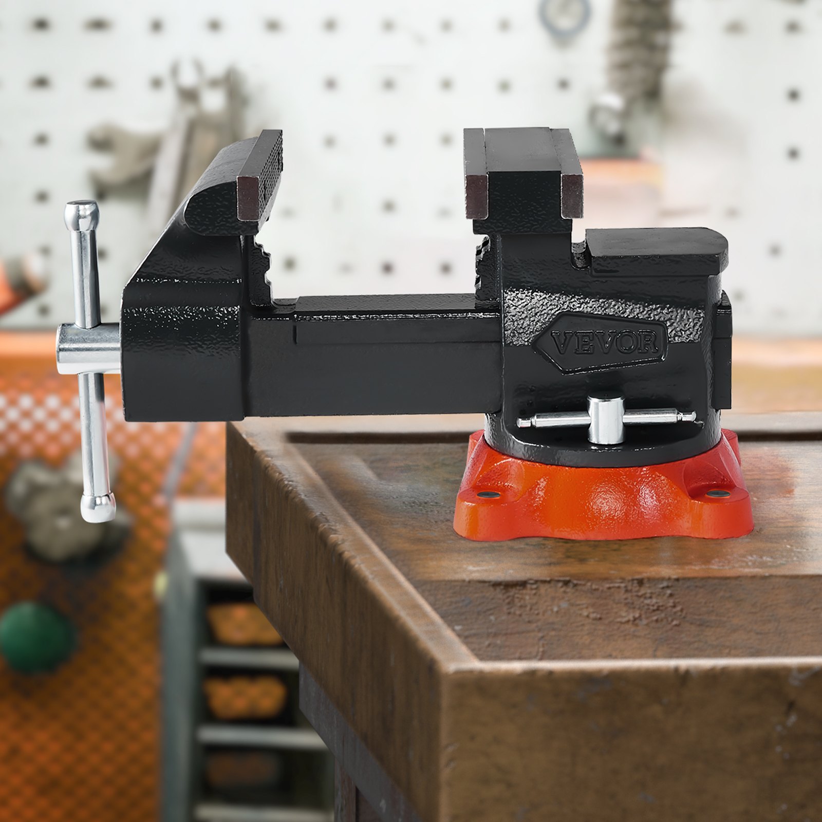 VEVOR Bench Vise, 140 mm Jaw Width, 140 mm Max Jaw Opening Multipurpose Vise with 360° Swivel Locking Base, 73 mm Throat, Heavy Duty Ductile Iron Workbench Vise, Two-Way Jaws for Clamping Round Pipes