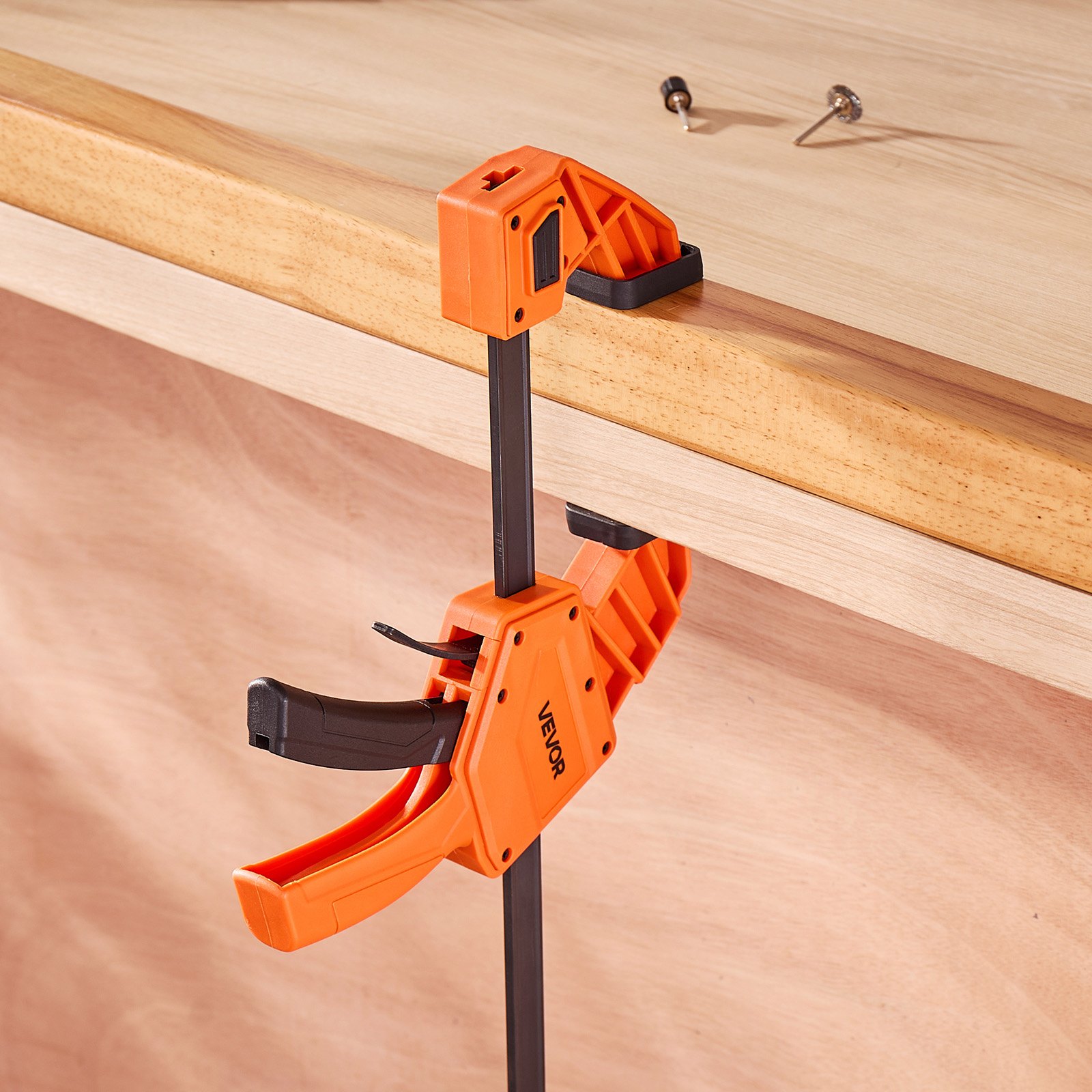 VEVOR Bar Clamps for Woodworking, 2-Pack 30.48 cm One-Handed Clamp/Spreader, Quick-Grip F-Clamp with 154 kg Load Limit, Premium Plastic and Carbon Steel, for Woodworking Metal working, Orange + Black